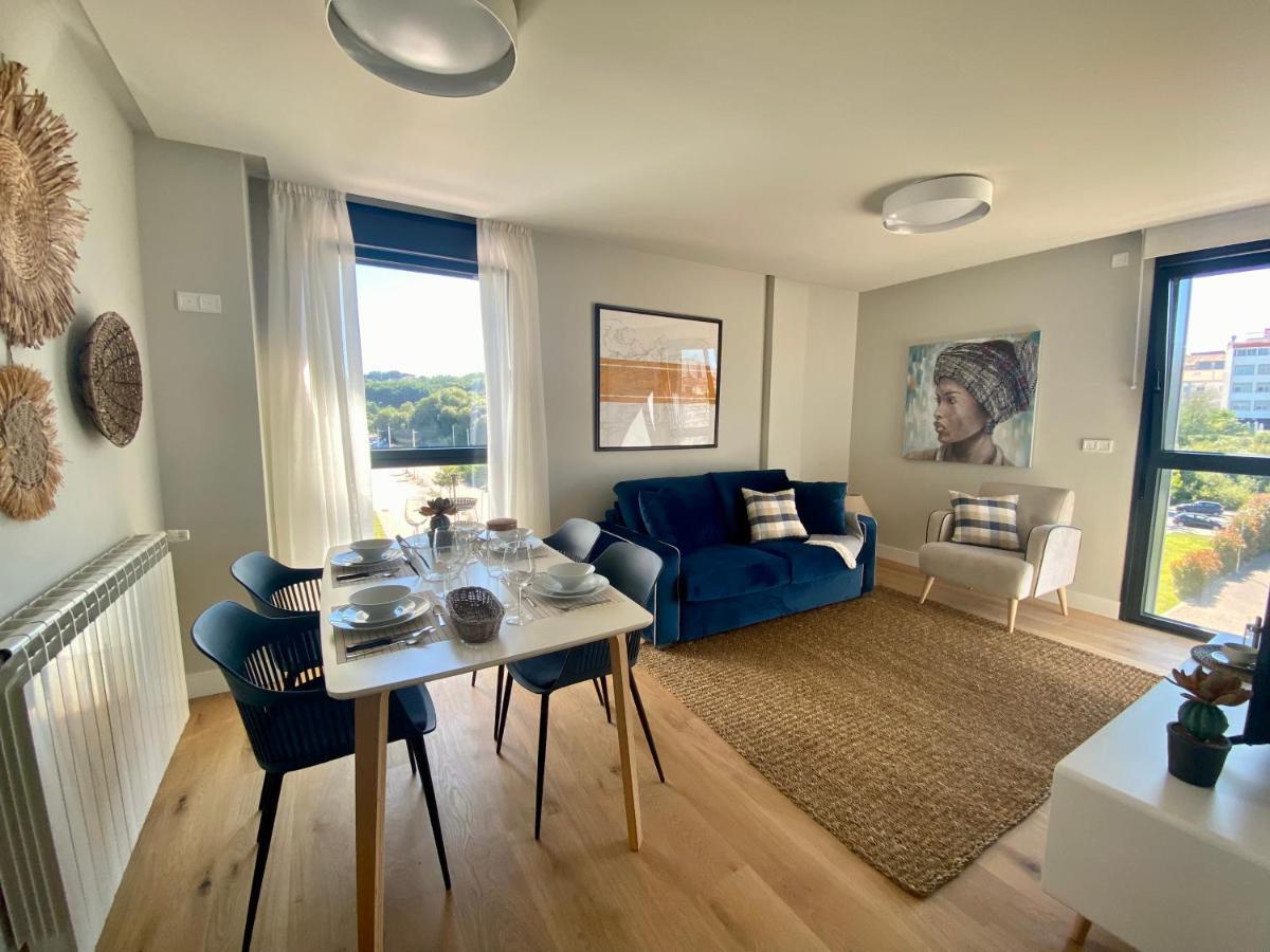 Puente Santiago Apostol Apartment Понтеведра Екстериор снимка